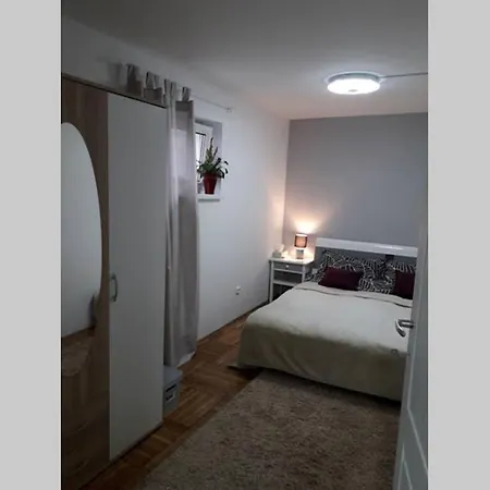 Apartment Aranyhegyi Piheno